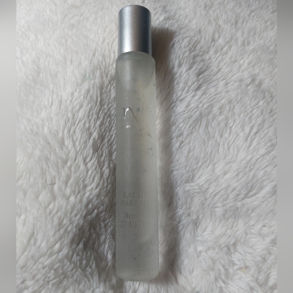 Inis roll-on perfume
